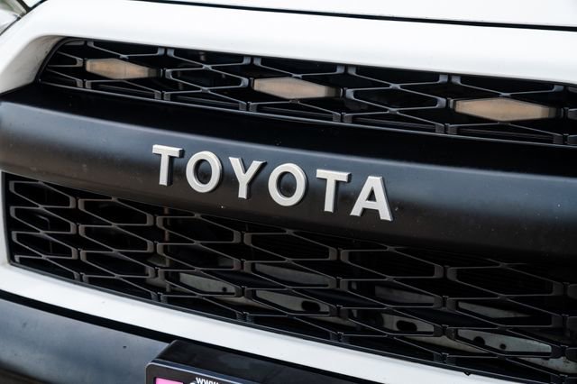 Used 2016 Toyota 4Runner TRD Pro AWD/4WD image 25