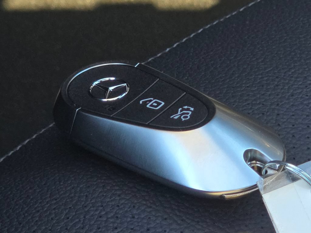 New 2026 Mercedes-Benz C 300 4MATIC Sedan image 38