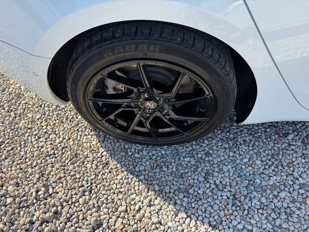 Used 2018 Tesla Model 3 Mid Range RWD image 35