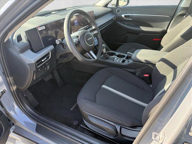 Certified 2025 Hyundai Sonata SE image 9