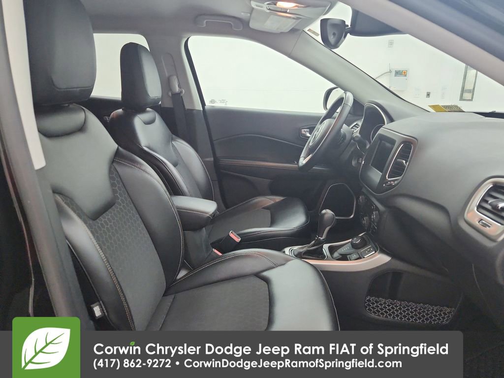 Certified 2018 Jeep Compass Latitude w/ Popular Equipment Group image 30