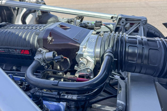 Used 2005 Ford GT RWD image 32