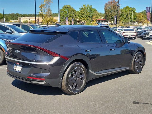 New 2025 Kia EV6 Light w/ Light LR Technology Package image 4