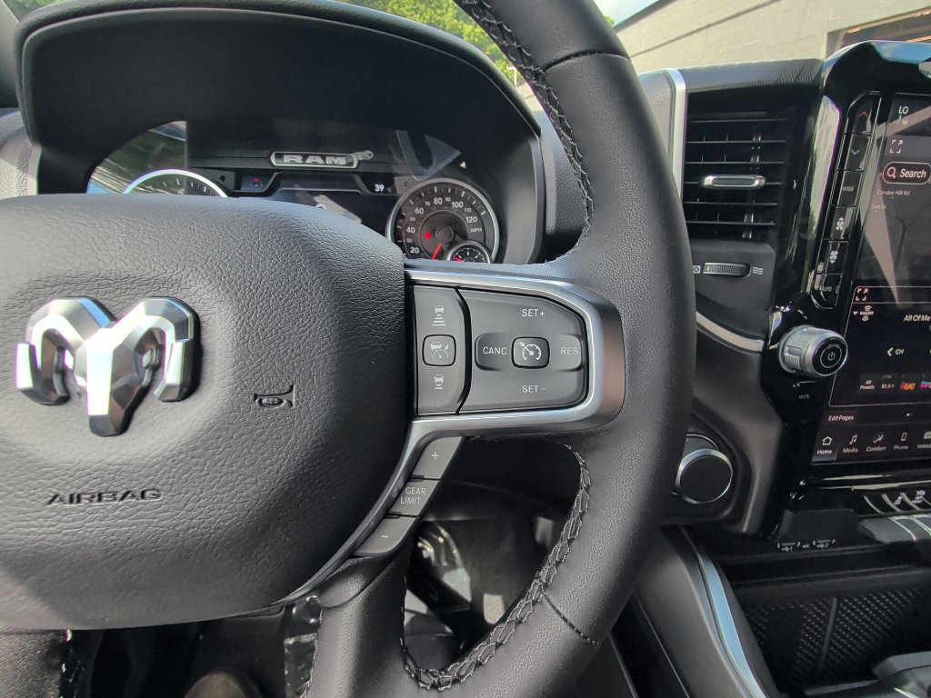 New 2026 RAM 1500 Big Horn AWD/4WD image 19