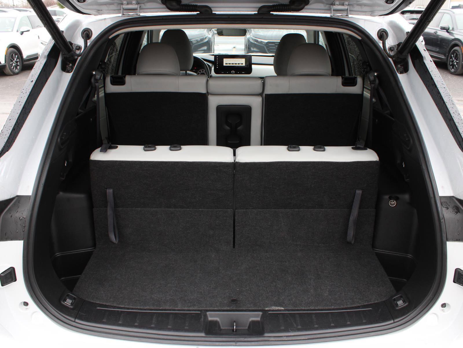 Used 2025 Mitsubishi Outlander SE AWD/4WD image 8