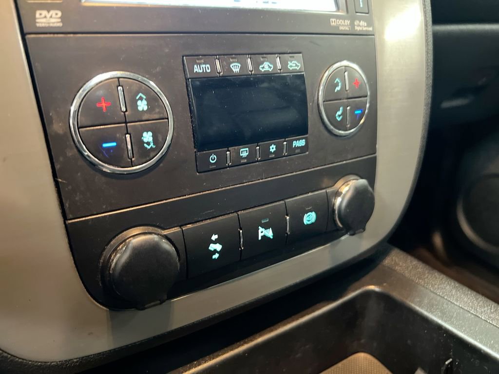 Used 2014 Chevrolet Silverado 3500 LTZ w/ LTZ Plus Package AWD/4WD image 11