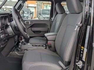 New 2026 Jeep Gladiator Sport image 10