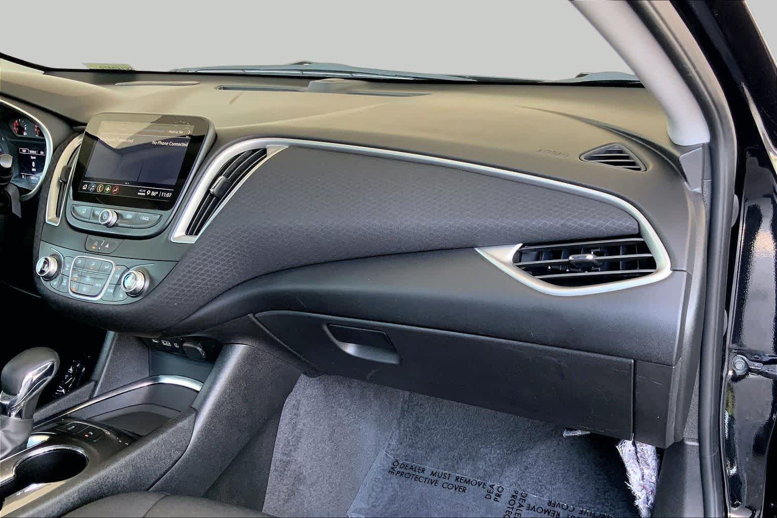 Used 2025 Chevrolet Malibu LT FWD image 19