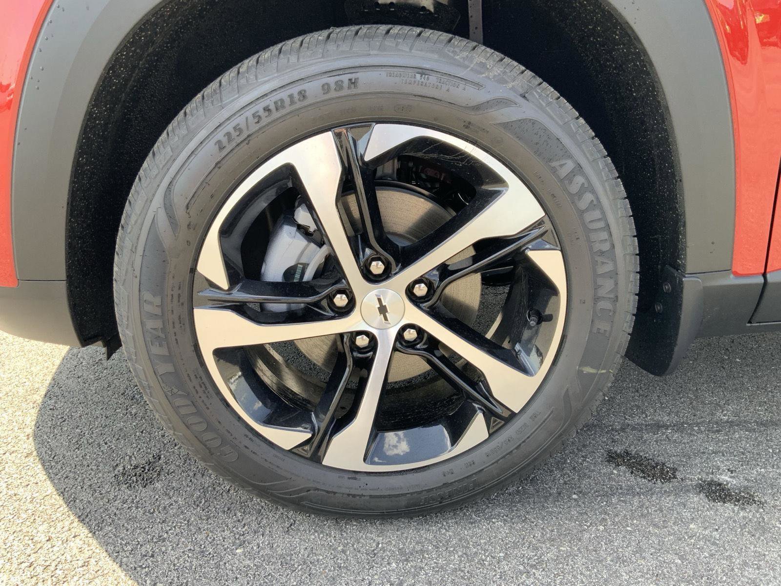 New 2026 Chevrolet Trax RS w/ Driver Confidence Package FWD image 18