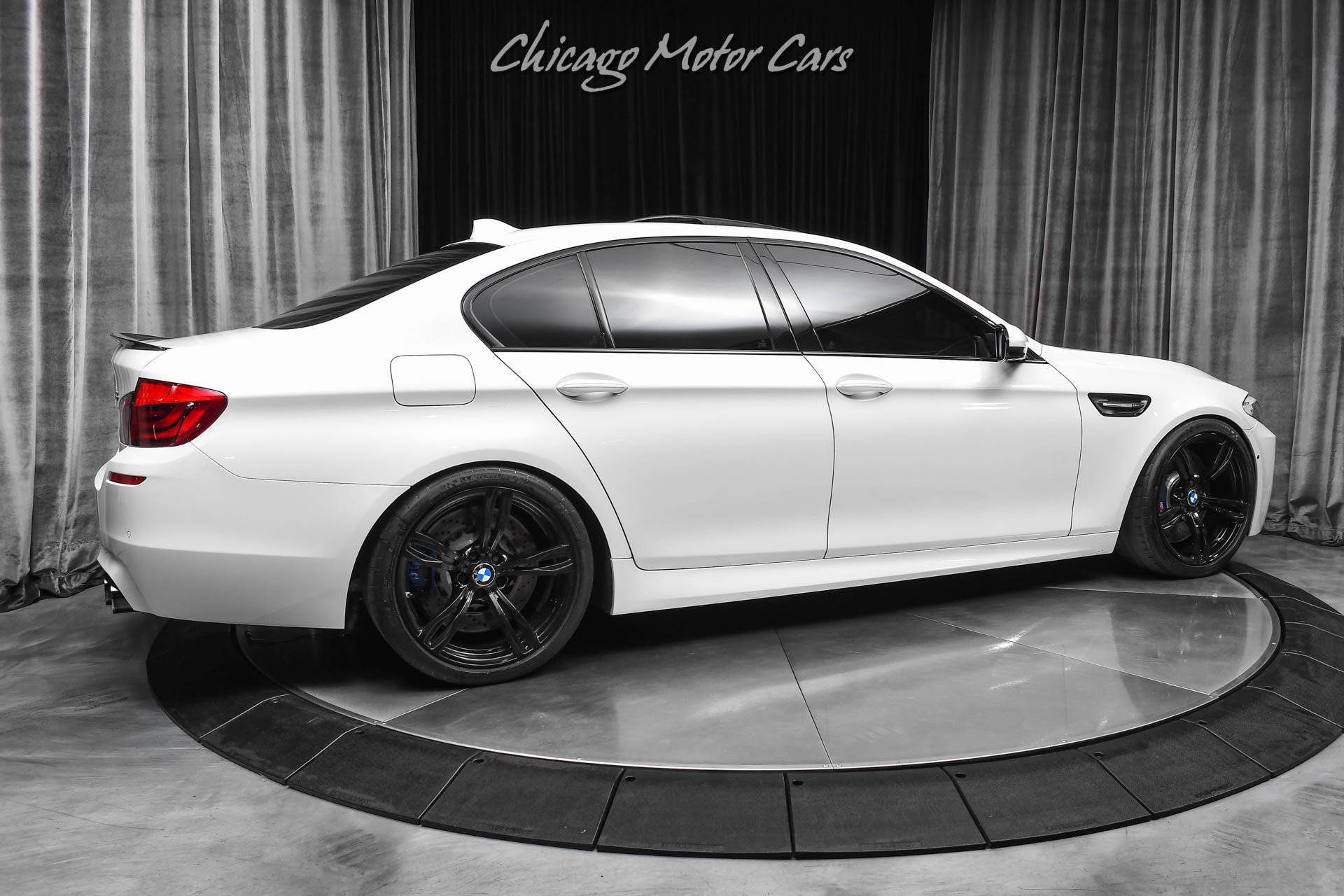 Used 2013 BMW M5 RWD image 5