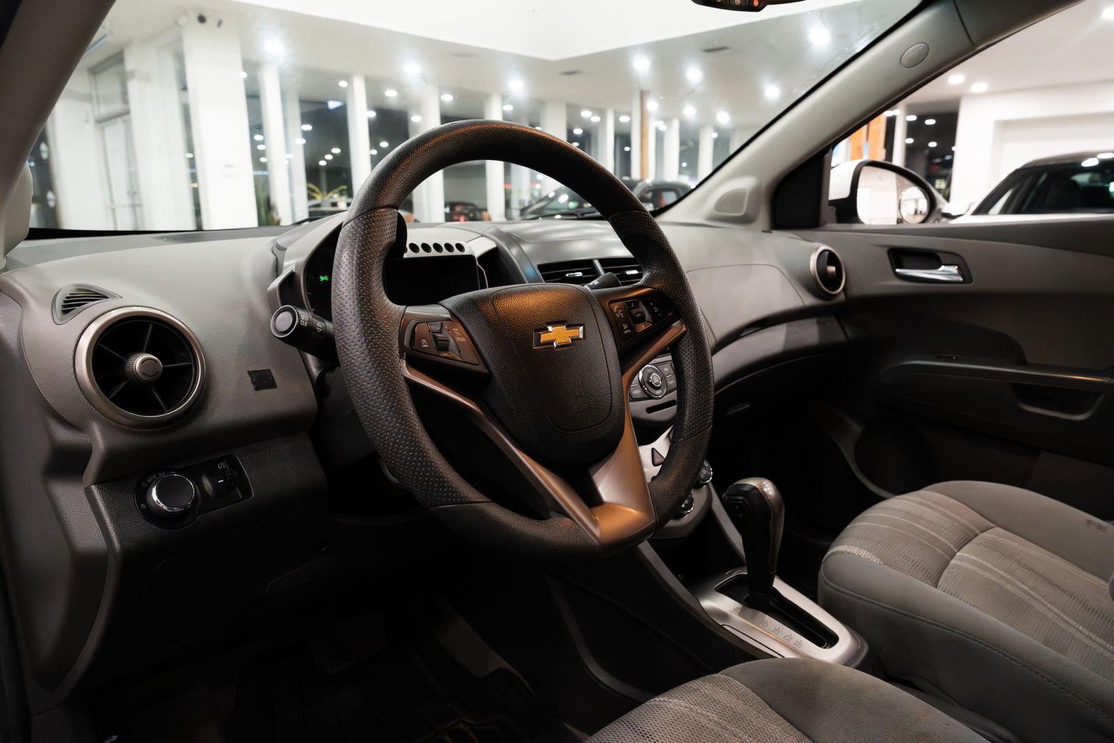 Used 2015 Chevrolet Sonic LT image 7