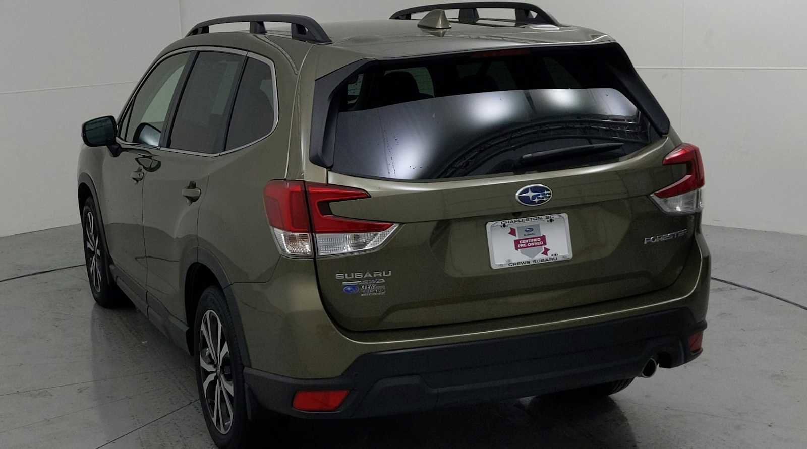 Certified 2023 Subaru Forester Limited AWD/4WD image 8