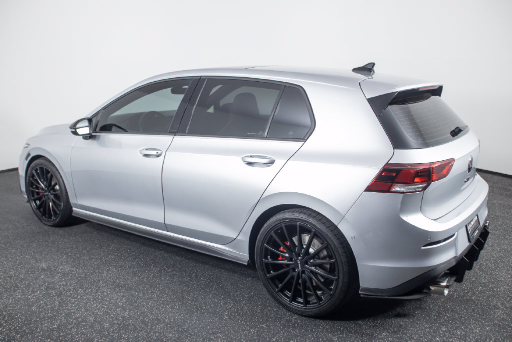 Used 2024 Volkswagen GTI Autobahn FWD image 5