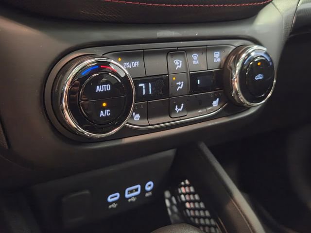 Used 2023 Chevrolet TrailBlazer RS w/ Sun and Liftgate Package image 19