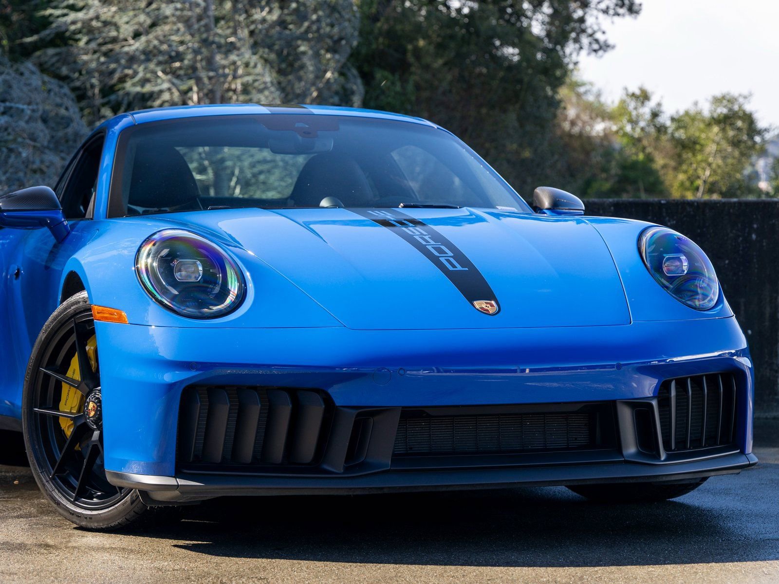 Certified 2025 Porsche 911 Carrera GTS RWD image 9