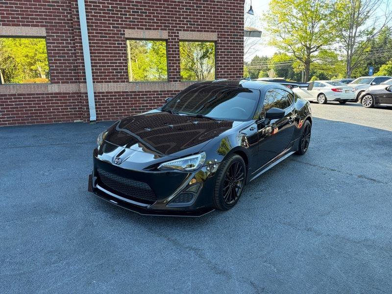Used 2014 Scion FR-S image 2