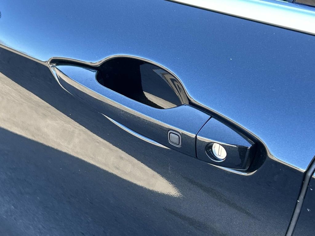 Used 2025 Mitsubishi Outlander SEL image 14