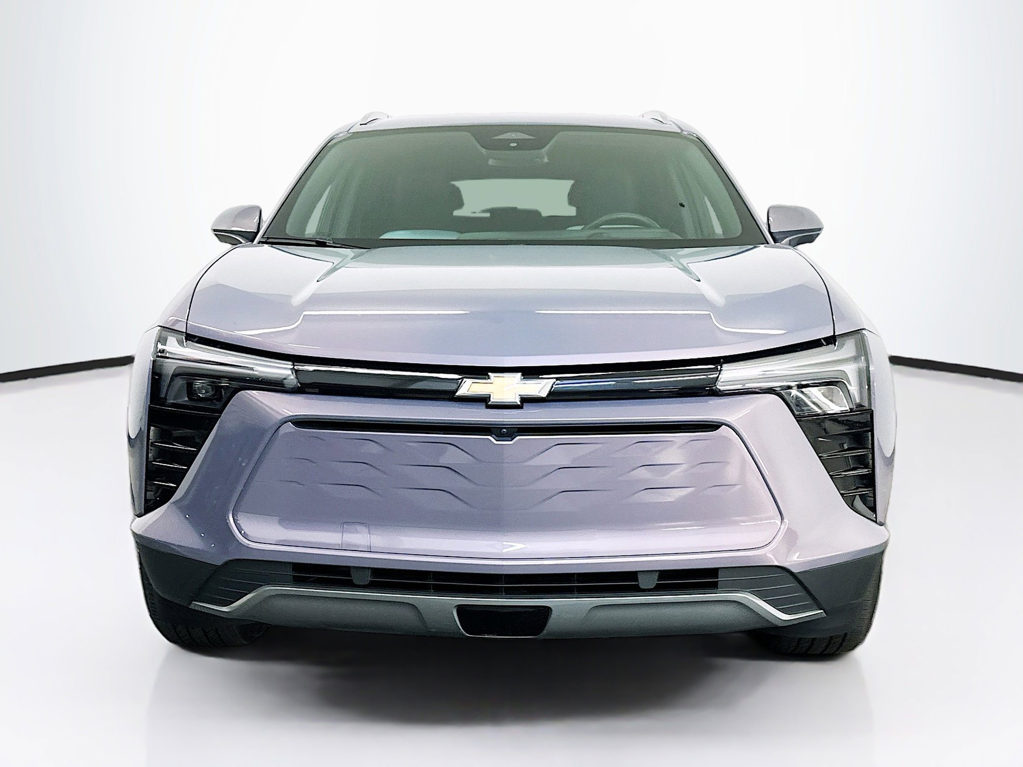 Used 2024 Chevrolet Blazer EV LT AWD/4WD image 2