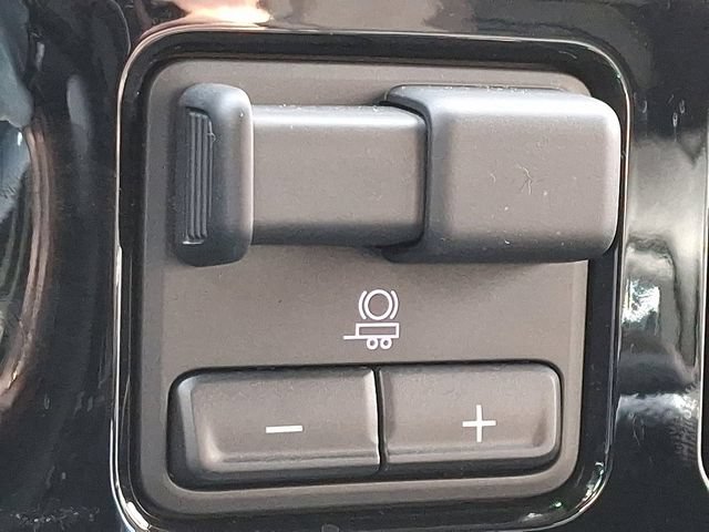 Used 2024 Chevrolet Silverado 1500 RST w/ Convenience Package II AWD/4WD image 23