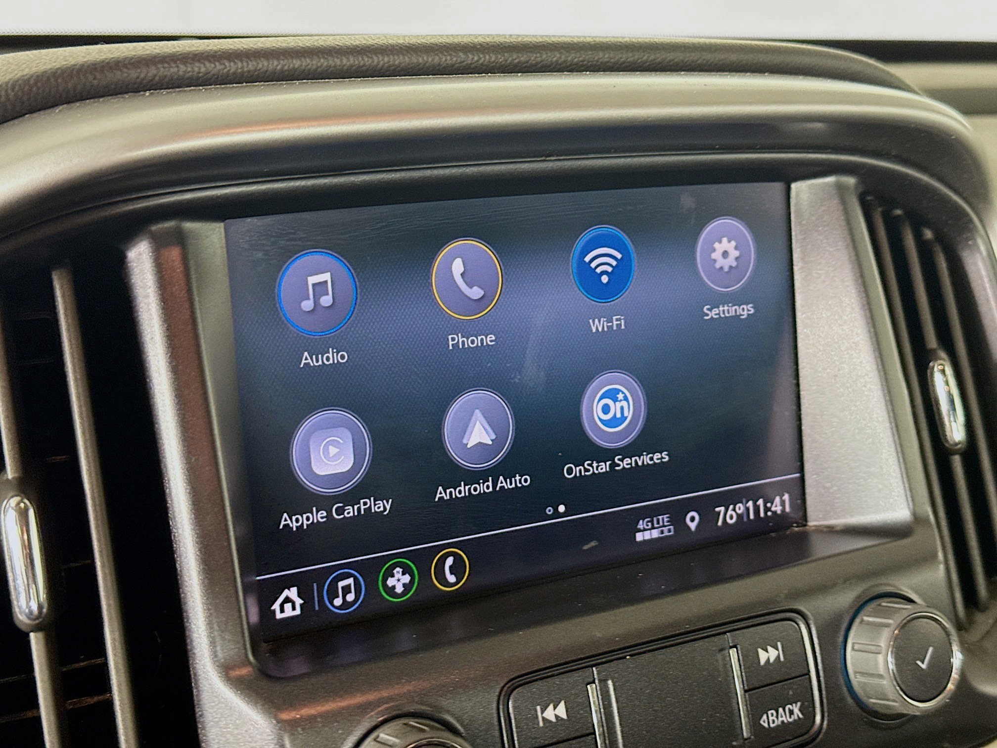 Used 2022 Chevrolet Colorado LT w/ Fleet Safety Package image 16