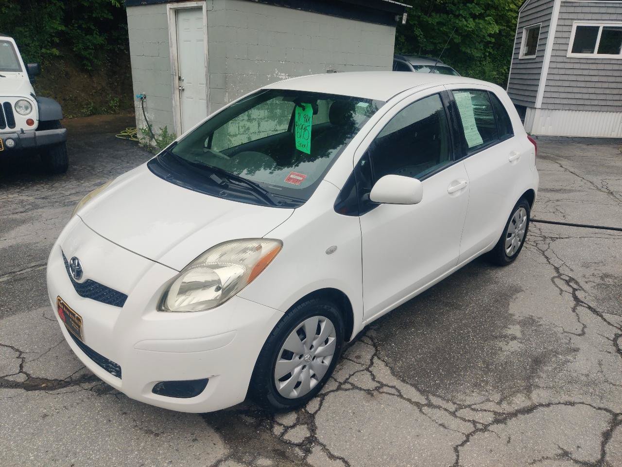 Used 2011 Toyota Yaris 4-Door Hatchback w/ PWR Pkg w/Steel Wheels FWD image 2