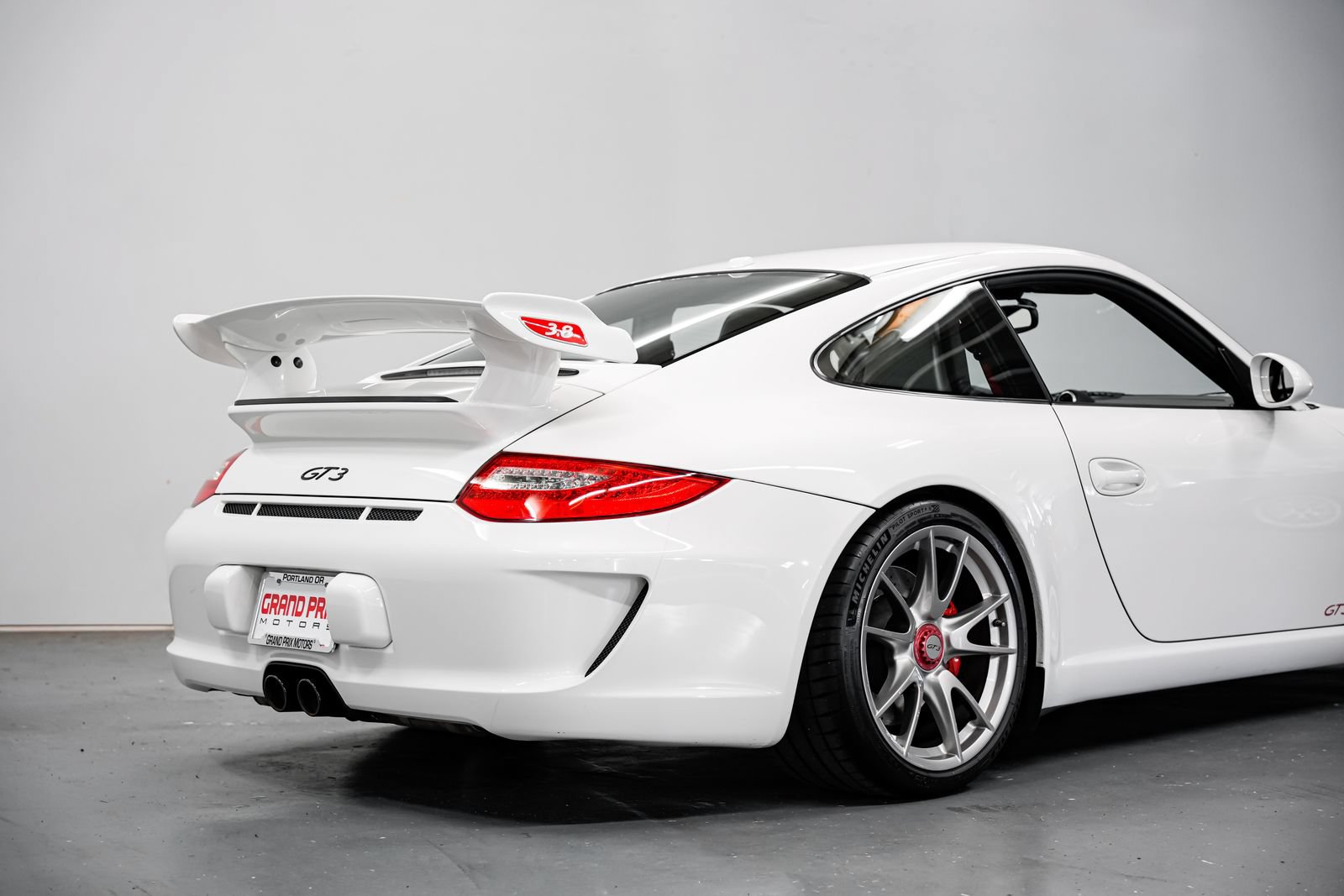 Used 2010 Porsche 911 GT3 RWD image 34