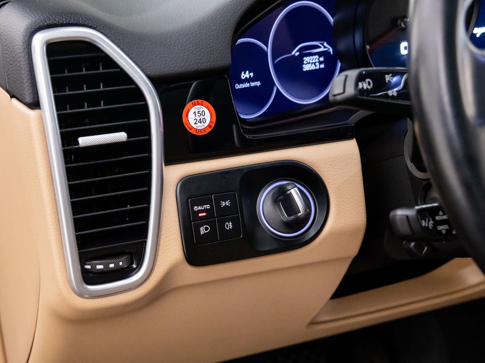 Certified 2023 Porsche Cayenne image 20