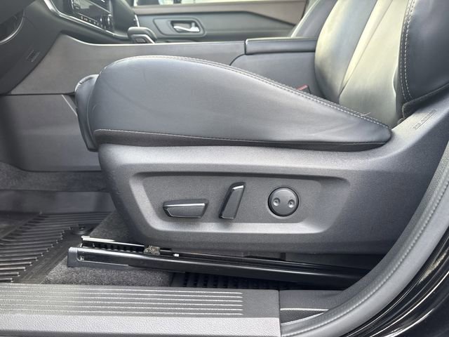 Used 2023 Nissan Rogue SV w/ SV Premium B Package AWD/4WD image 10