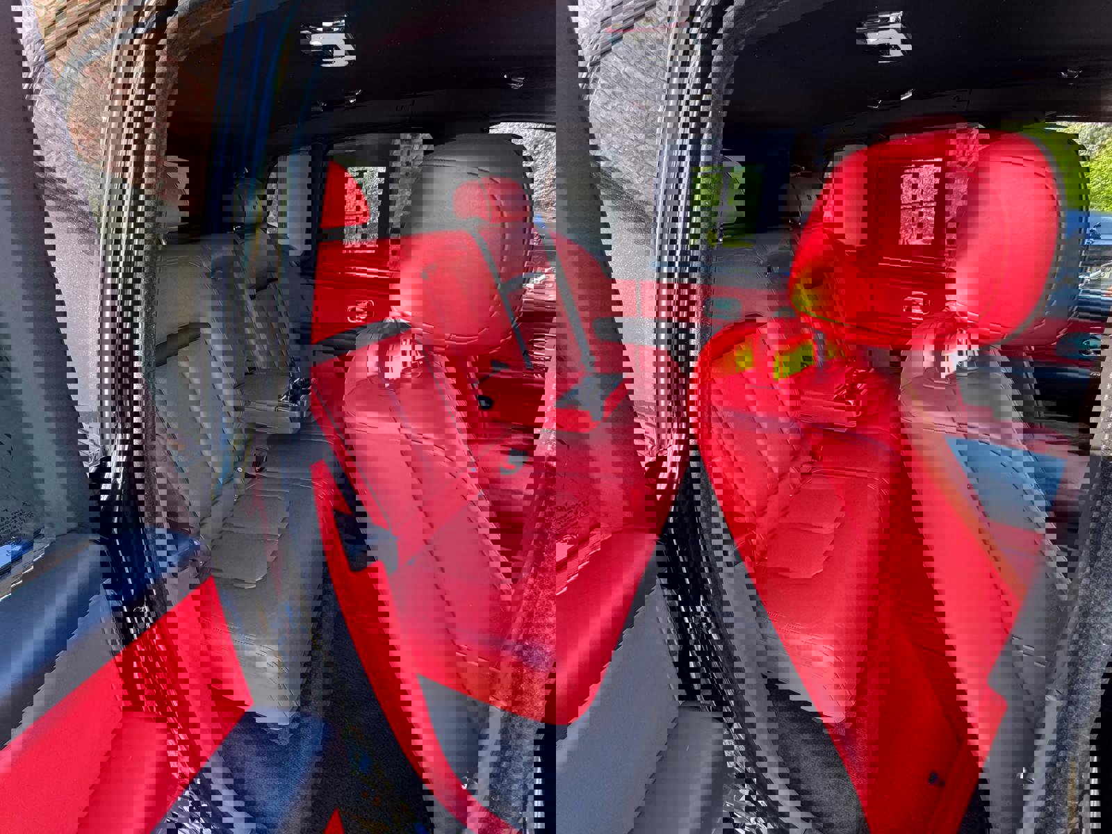 Used 2021 Rolls-Royce Cullinan image 32