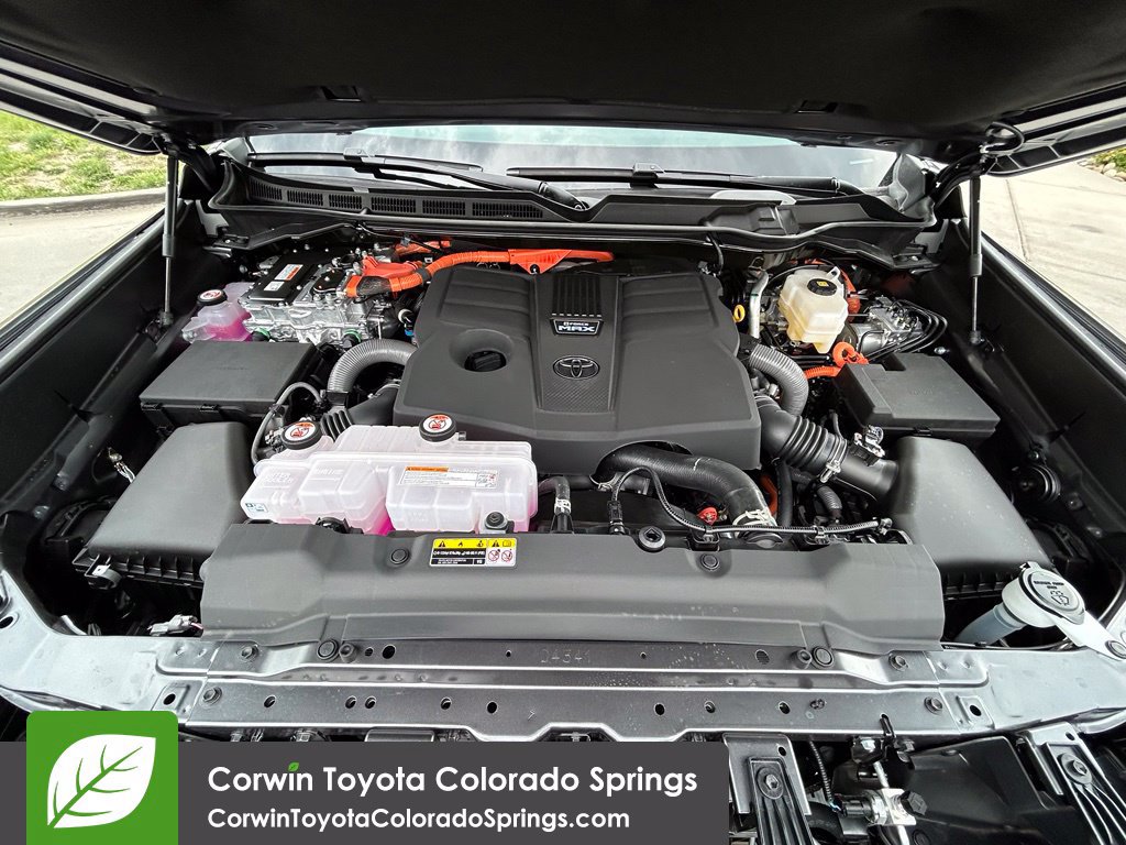 New 2026 Toyota Tundra Platinum w/ Tow Tech Package AWD/4WD image 32