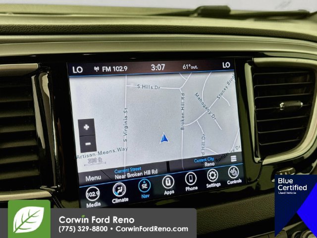 Used 2020 Chrysler Pacifica Touring-L Plus FWD image 17
