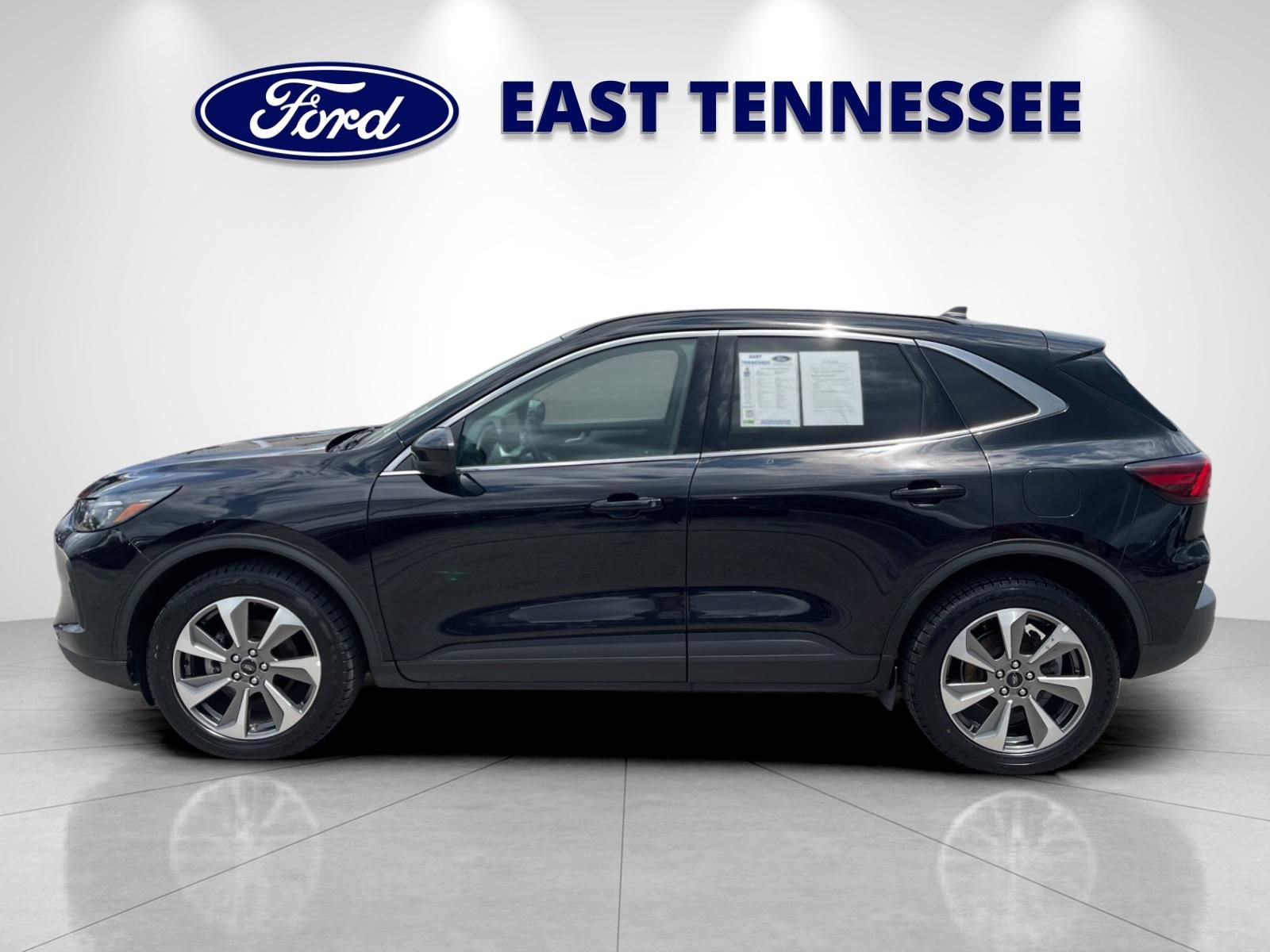 Used 2024 Ford Escape Platinum AWD/4WD image 6