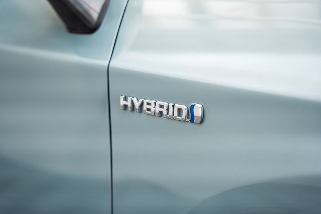 Used 2015 Toyota Prius Five FWD image 14