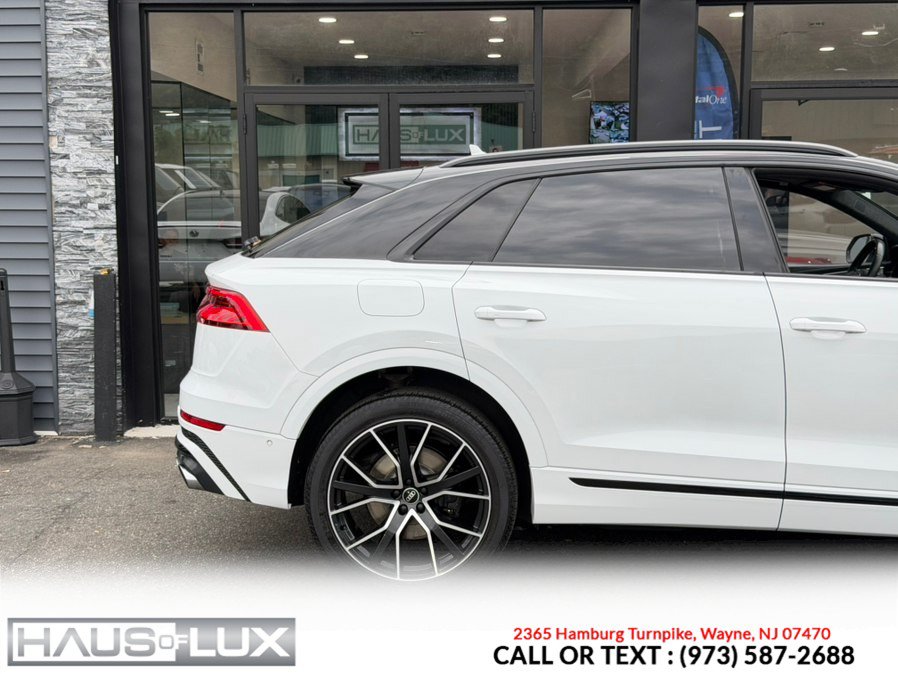 Used 2021 Audi SQ8 Prestige w/ Prestige Package AWD/4WD image 18