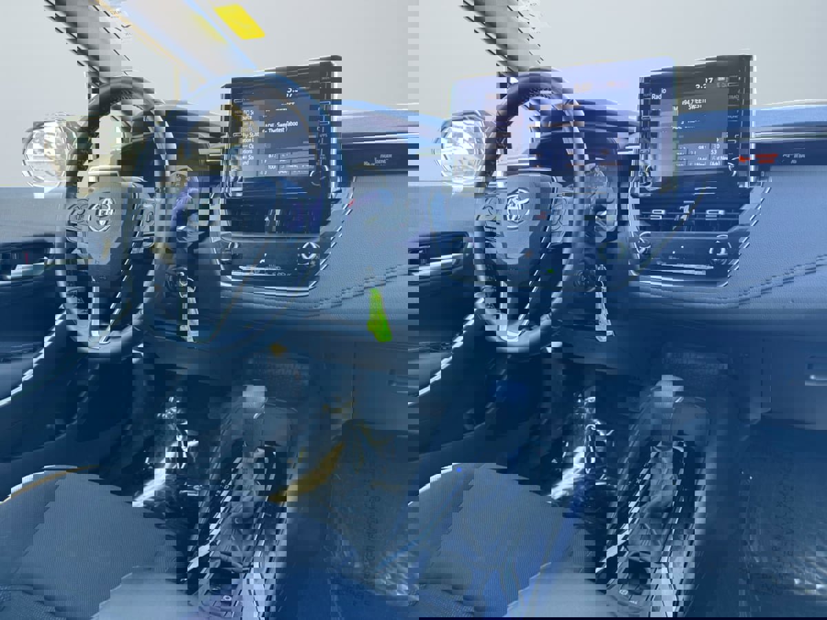 Used 2020 Toyota Corolla SE FWD image 14