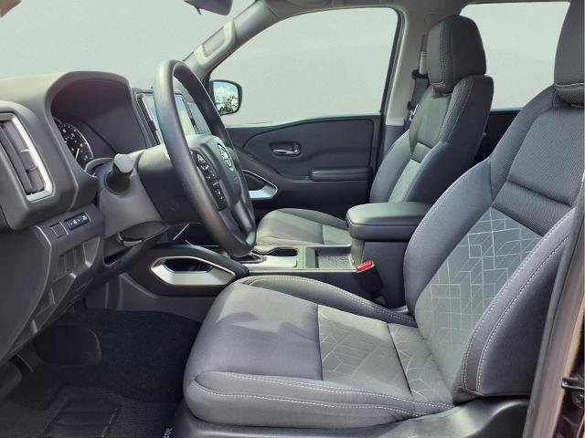 Certified 2025 Nissan Frontier SV image 11