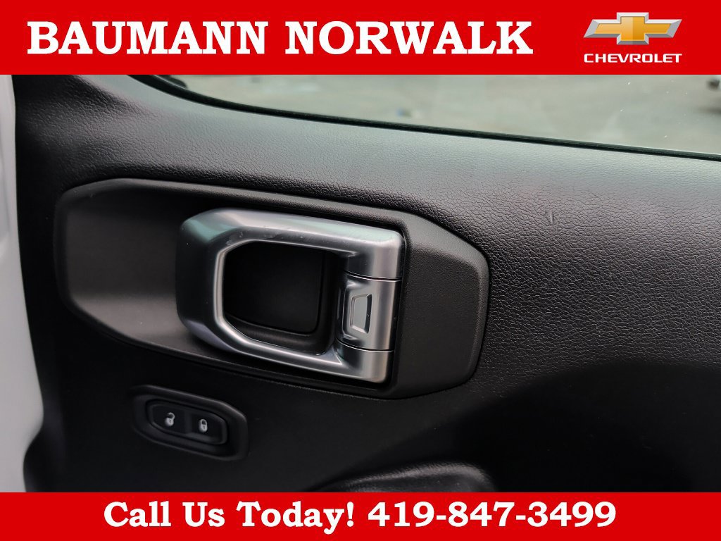 Used 2022 Jeep Wrangler Unlimited Sport AWD/4WD image 35
