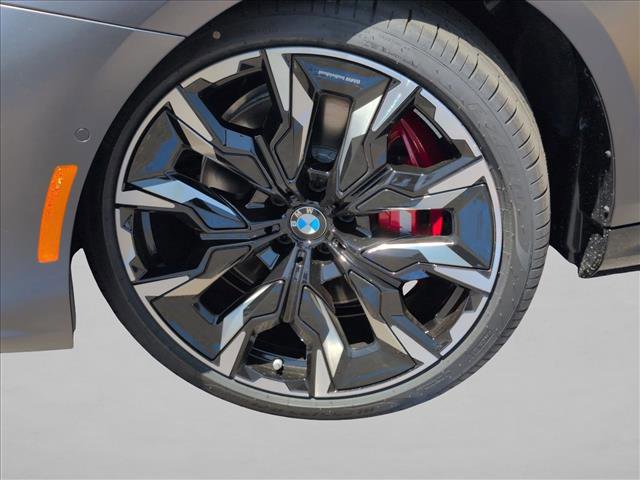 New 2026 BMW i5 eDrive40 w/ Executive Package image 9