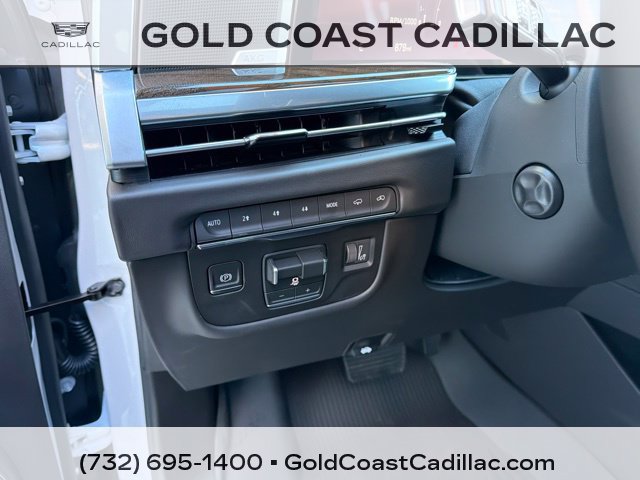 Certified 2026 Cadillac Escalade Platinum Sport w/ LPO, ONYX Package AWD/4WD image 23