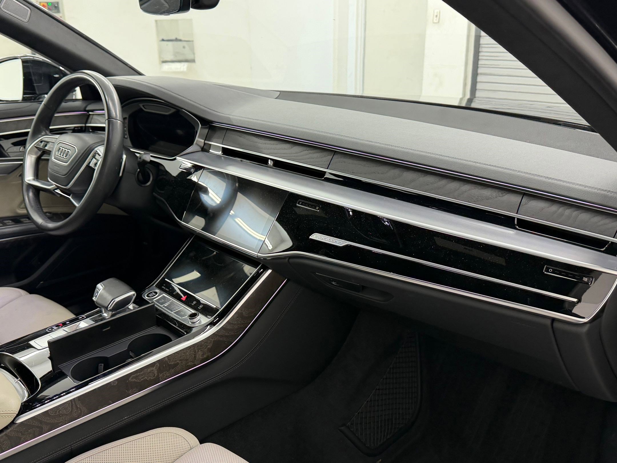 Used 2024 Audi A8 L 3.0T AWD/4WD image 26