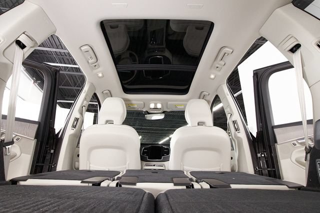 Used 2024 Volvo XC90 T8 Ultimate w/ Protection Package Premier AWD/4WD image 29
