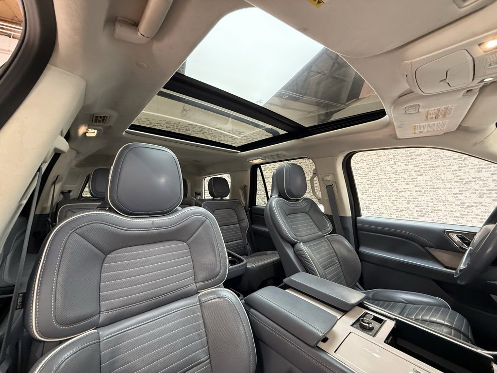 Used 2021 Lincoln Navigator Black Label w/ Cargo Convenience Package image 14