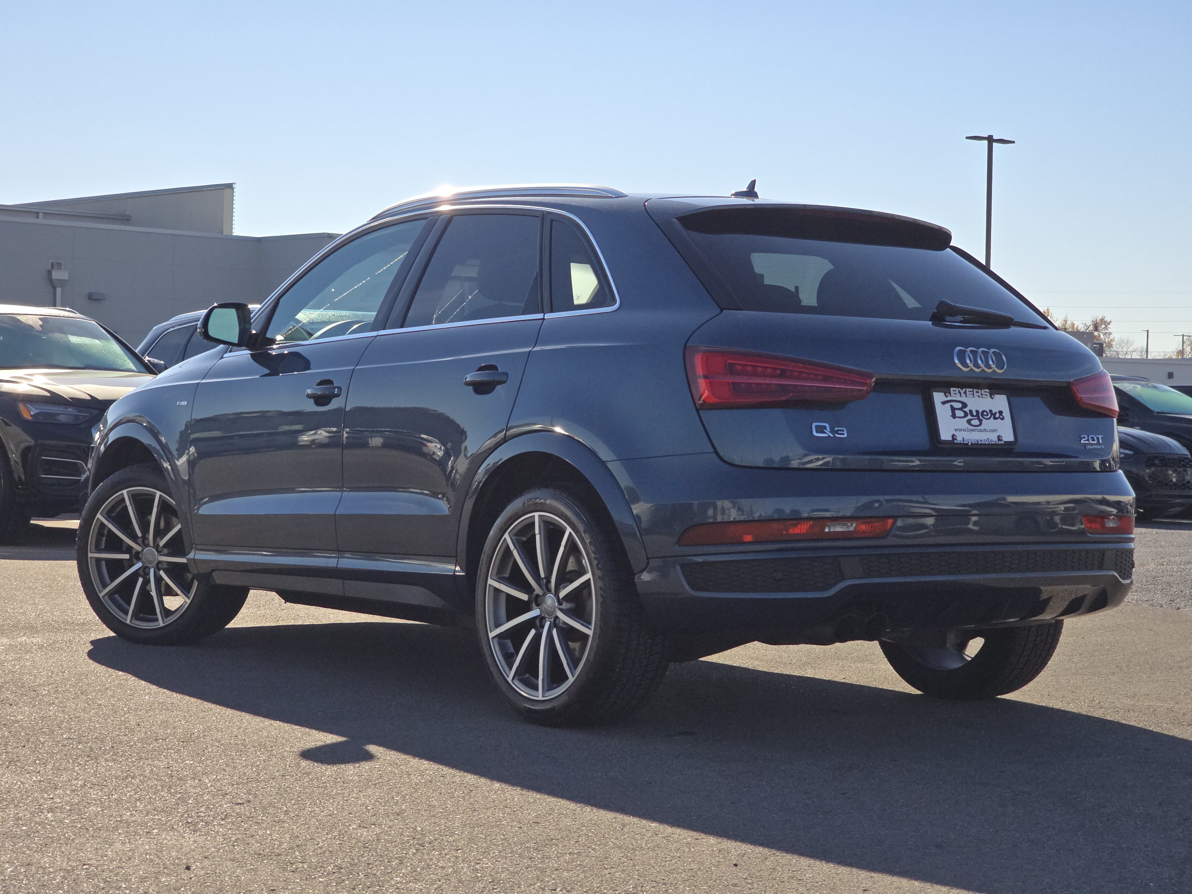 Used 2018 Audi Q3 2.0T Premium Plus w/ Premium Plus Package AWD/4WD image 5