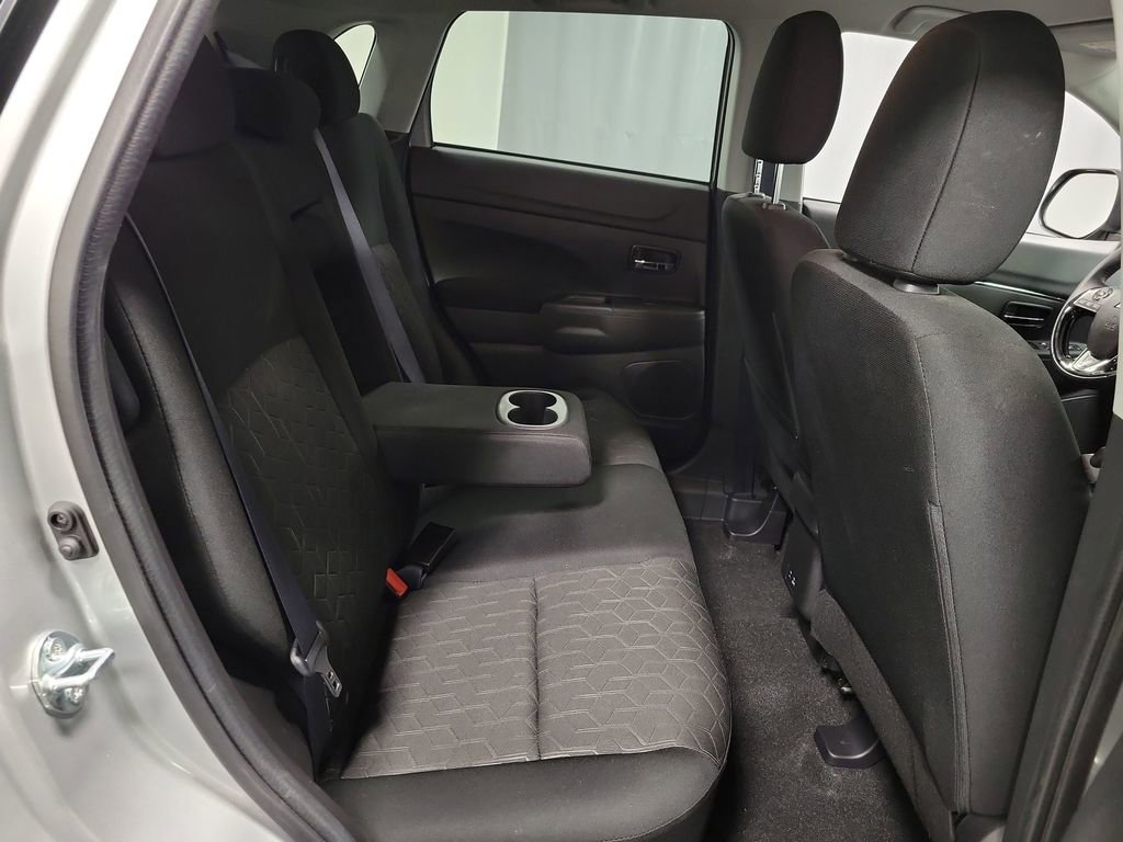 Used 2025 Mitsubishi Outlander Sport AWD image 24