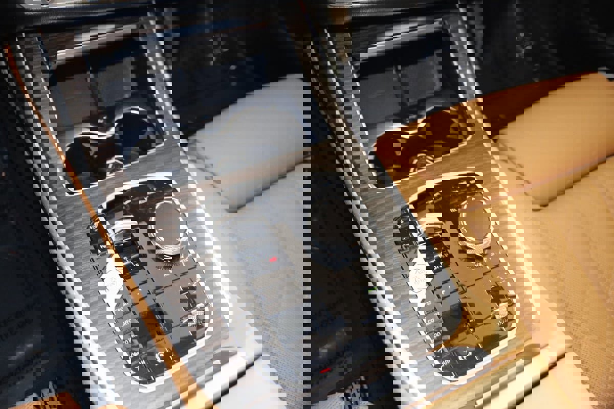 Used 2023 BMW X7 xDrive40i w/ Premium Package image 30