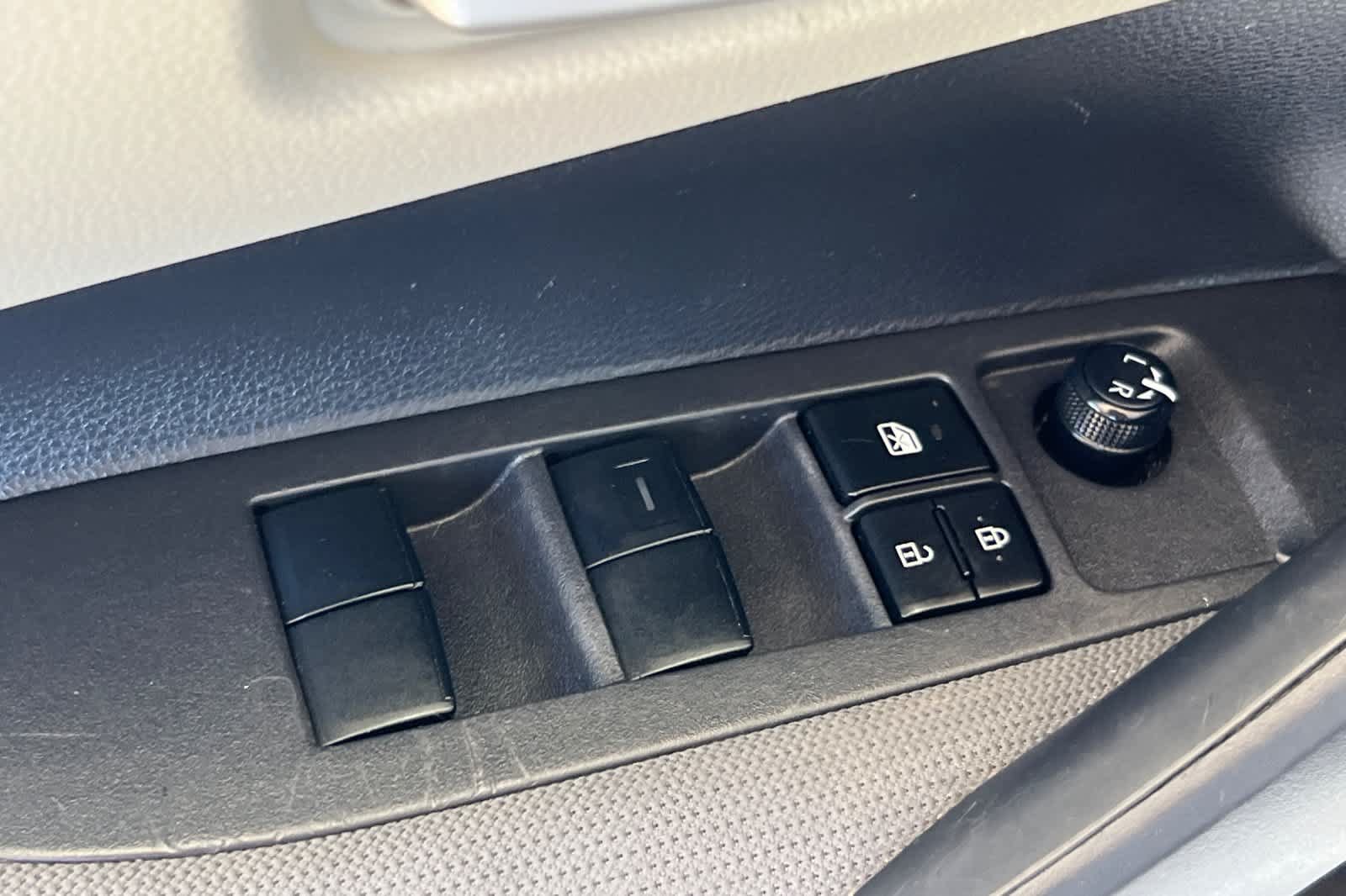 Certified 2020 Toyota Corolla LE FWD image 13