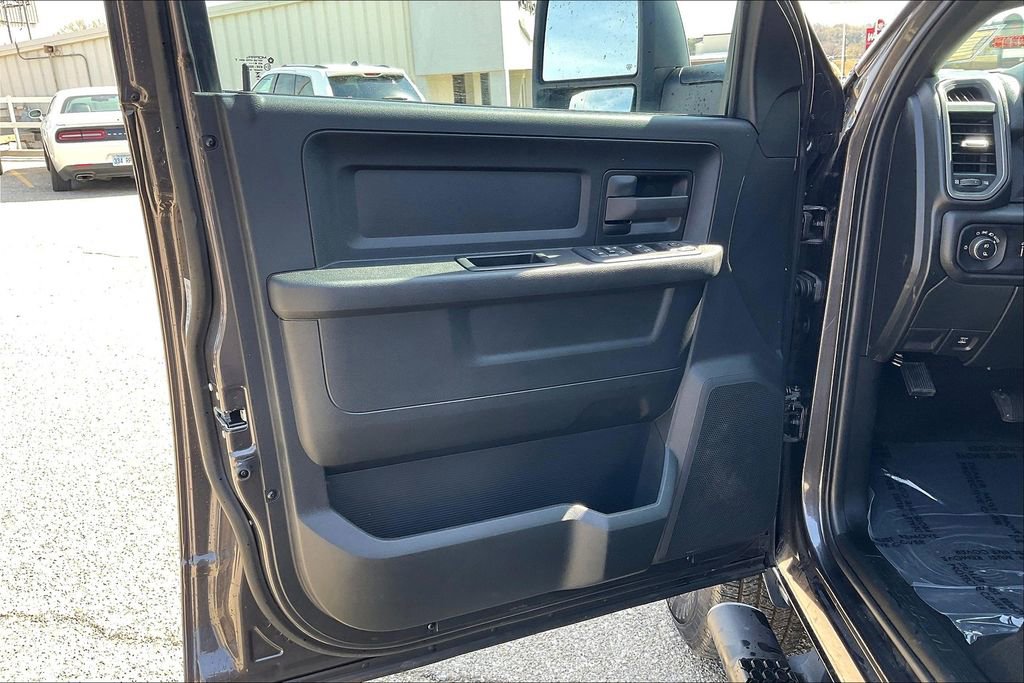 Used 2025 RAM 2500 Tradesman image 25