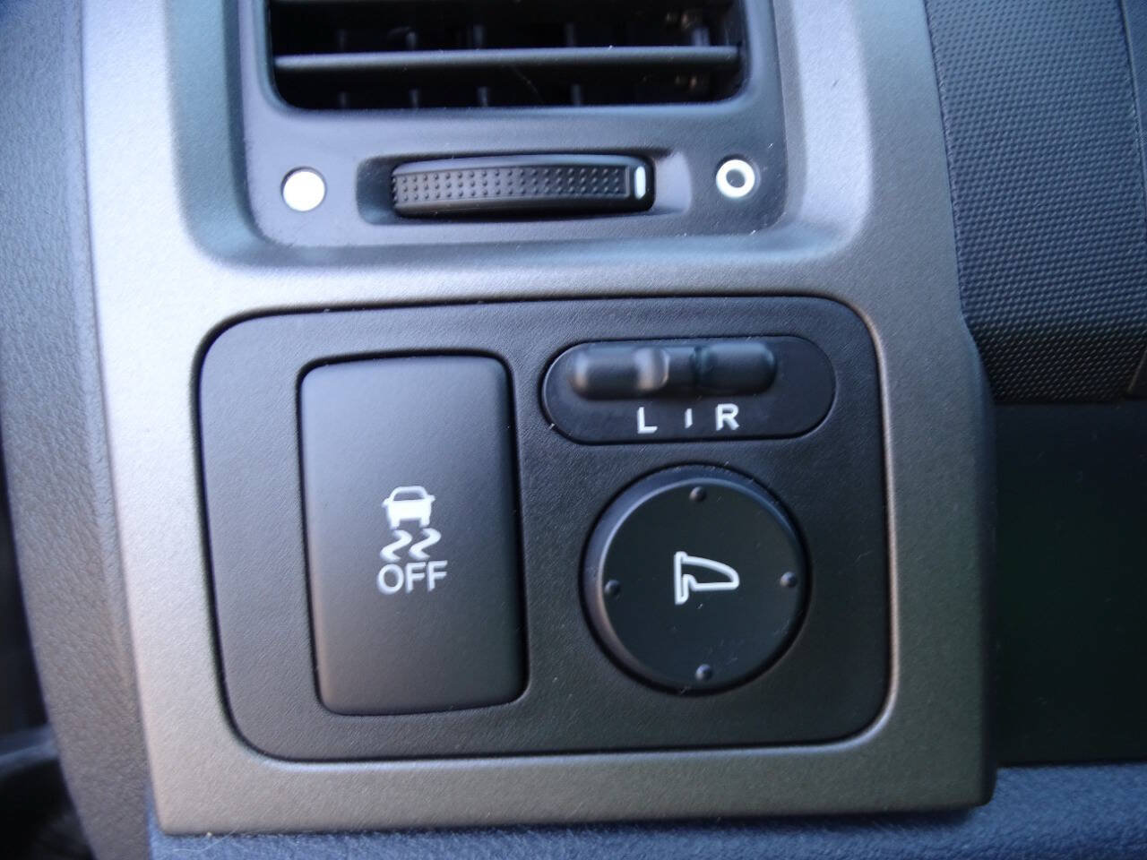 Used 2010 Honda CR-V EX image 19