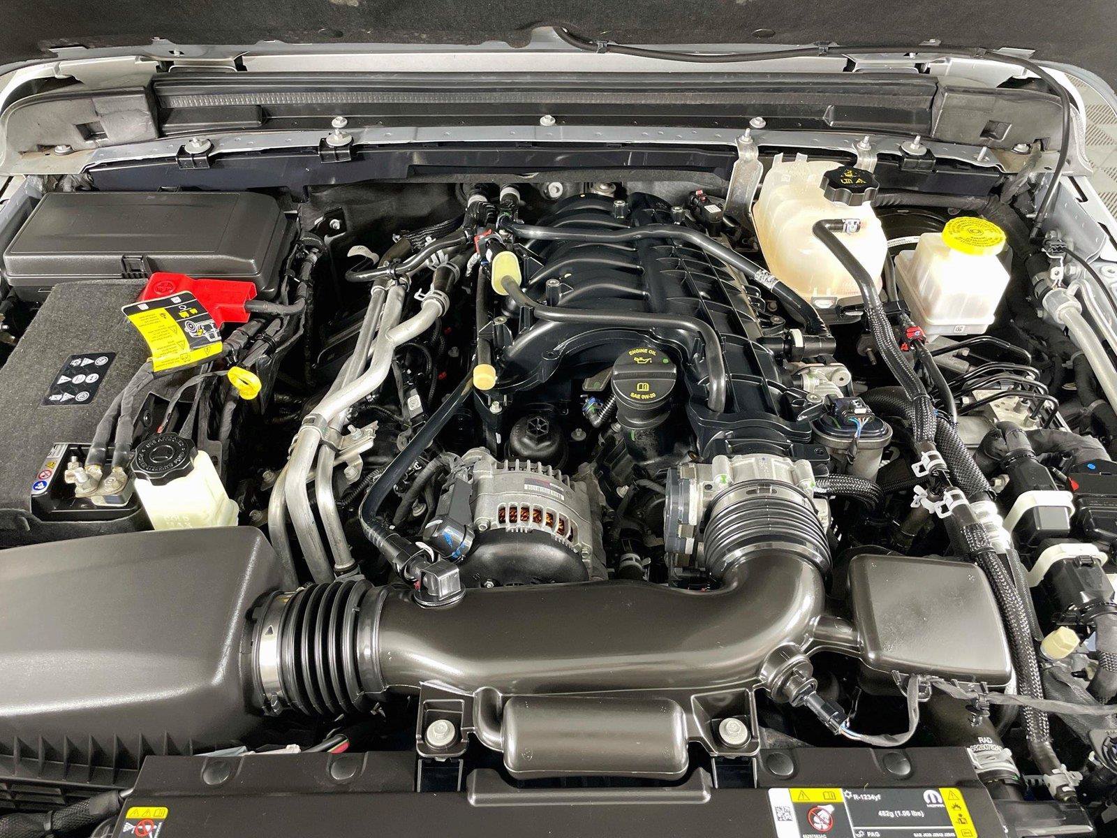 Used 2023 Jeep Gladiator Sport AWD/4WD image 32