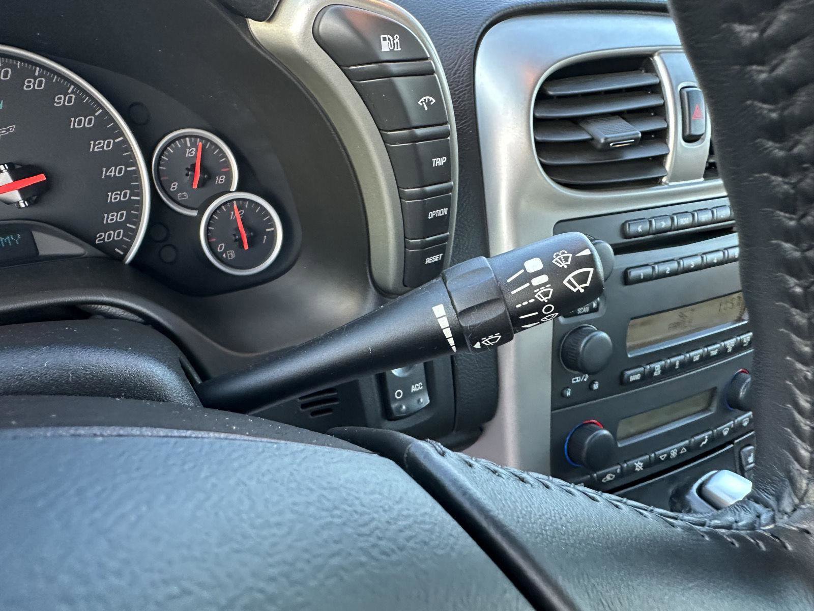 Used 2005 Chevrolet Corvette Coupe w/ Preferred Equipment Group image 19